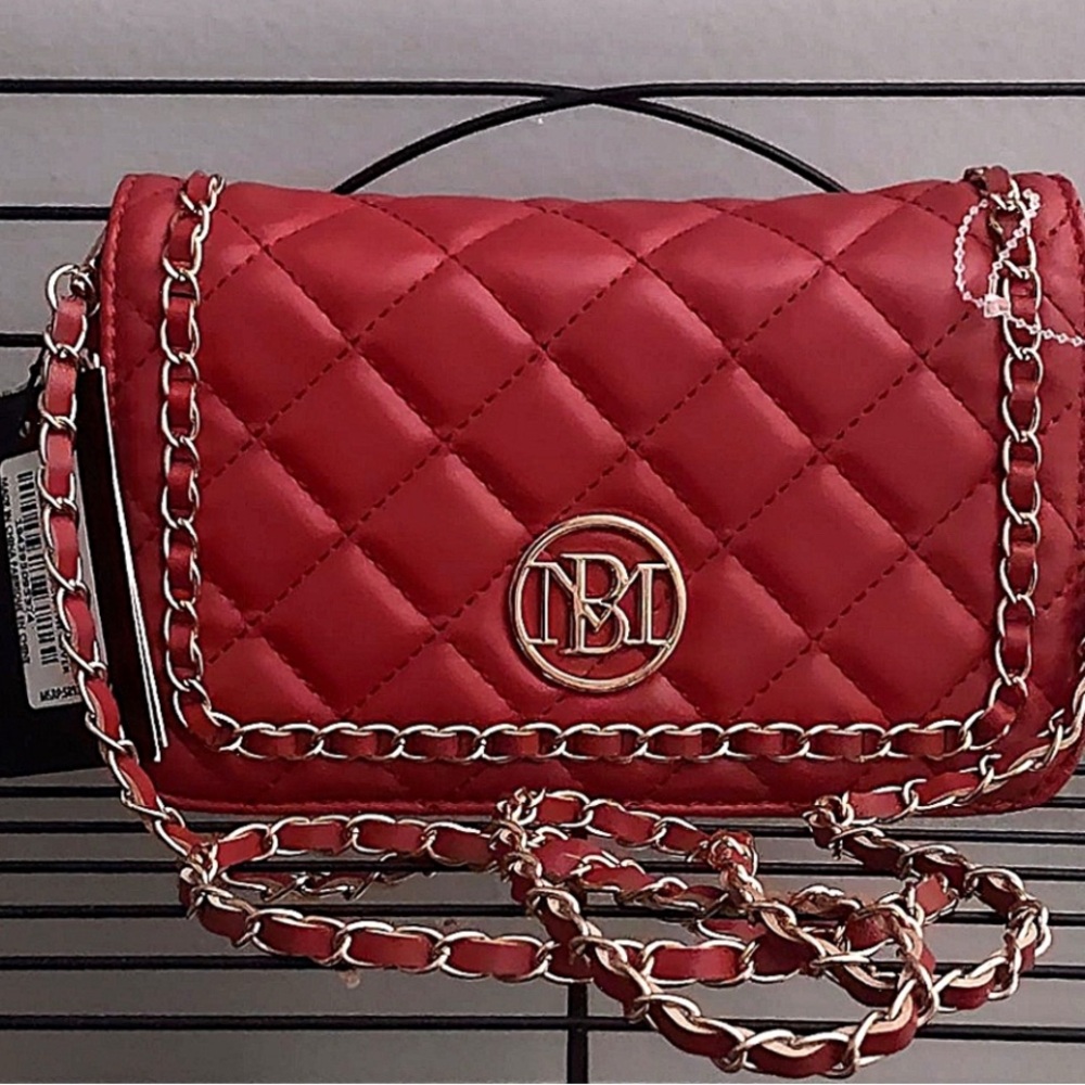 ❤️❤️❤️NWT Bagley Mishka Red Quilted Chain Shoulder Bag. ❤️❤️❤️ - Picture 2 of 10